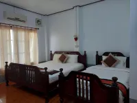 Riverside Garden Hostel