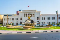 Grand Swiss-Belhotel Waterfront Seef Hotels near Bab Al Bahrain
