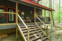 Elk Run on Cosby Creek - 2 Bedrooms, 2 Baths, Sleeps 7 Cabin by RedAwning