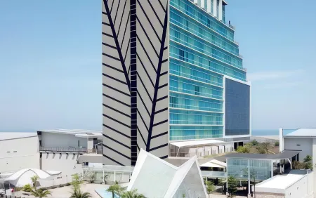 The Rinra Makassar Отели в г. Mariso