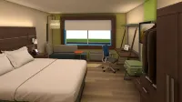 Holiday Inn Express & Suites Commerce Hotels in Commerce