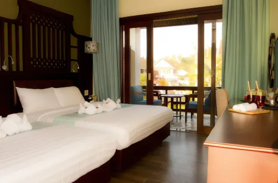 ซันไรส์ โฮเทล หลวงพระบาง เมคองริเวอร์