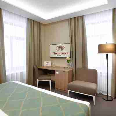 Pokrovskiy Hotel Rooms