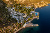 Ramada by Wyndham Loutraki Poseidon Resort