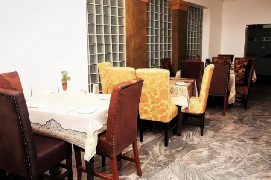 Ann's Haven Hotels and Suites