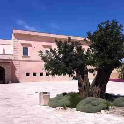 Histo San Pietro Sul Mar Piccolo Hotel Exterior