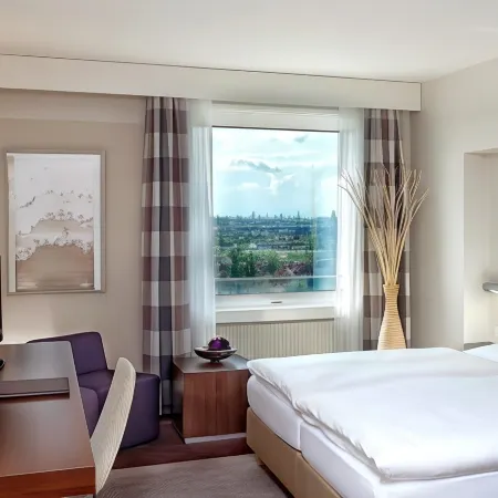 Estrel Berlin Hotels in Berlin