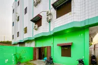 RedDoorz @ Star Hill Inn Syariah Tebing Tinggi Hotel dekat Pantai Romantis