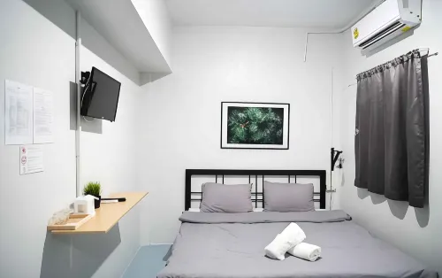 Posh 41 Hotels in Phutthamonthon