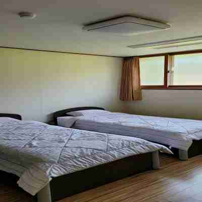 Cheonan Sangnok Resort Rooms