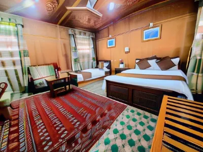 Aziz Palace Group of Houseboats Hotels near Masjid Salfia M I G Colony Bemina Srinagar