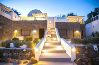 Shades of White Villas Hotels in Pyrgos