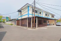 RedDoorz Plus Near Rsud Gunung Jati Cirebon Hotels in Kesambi