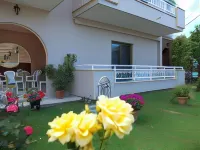 Toula's Apartments - Parkplatz