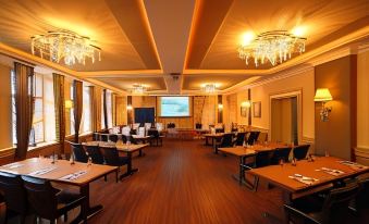 Hotel Restaurant Zum Schlossberg