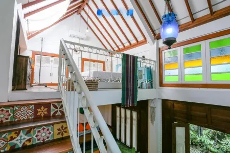 Rumah Kayu Jogja Отели в г. Ngampilan