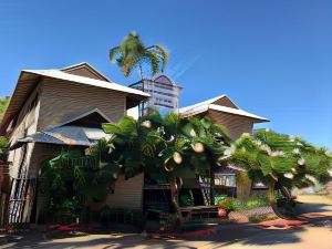 Kimberley Travellers Lodge - Broome YHA