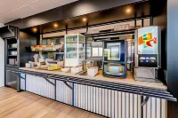 B&B Hotel Bordeaux Talence - Parkplatz