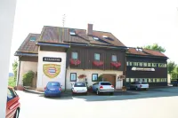 Gasthof - Pension Krämerhof Hotels in der Nähe von Kloster der armen Schulschwestern