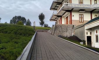 Bromo Seruni Astungkara Homestay