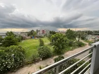 DD Residence sai 5 Hotels in Sam Phran