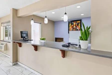 Super 8 by Wyndham Council Bluffs IA Omaha NE Area Отели в г. Каунсил-Блафс