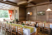 Alpenhotel Edelweiss Hotels in Maurach