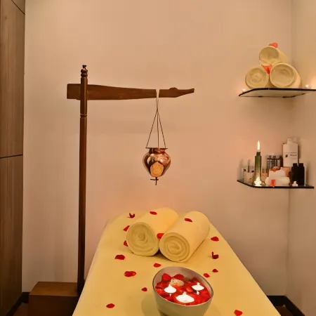 Leisure Inn Grand Chanakya