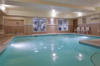 Country Inn & Suites by Radisson, Doswell (Kings Dominion), VA - Swimmingpools