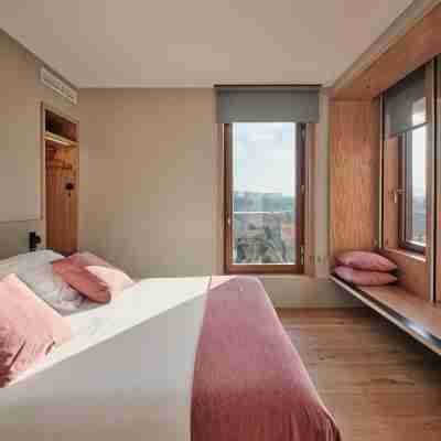Qgat Restaurant Events & Hotel Rooms
