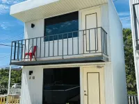 Liuqiu East Star Homestay Hotels near Lambai Island
