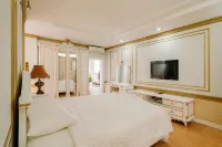White Hotel Hotels in Ha Tinh