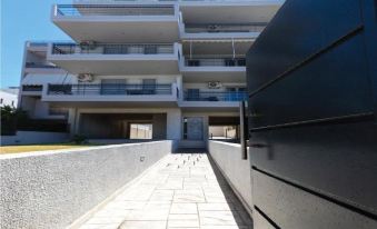 Thresh Apartments Airport by Airstay