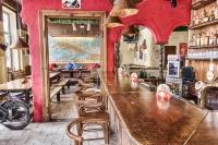 Cuba Bar & Hostel Hotels in Hluboka Nad Vltavou
