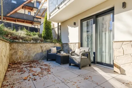 Rezydencja Ornak 5 - Stylowe Apartamenty z Balkonami I Jacuzzi, 5 Min Pieszo do Krupówek