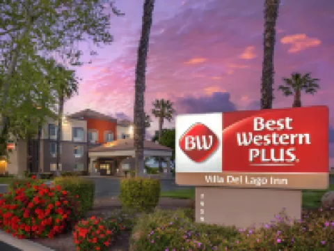 Best Western Plus Villa Del Lago Inn Hoteles en Condado de Stanislaus