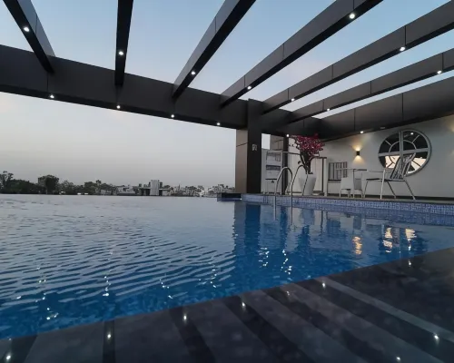 Rockland Hotel, C.R Park Hotels near ISKCON Temple