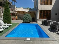 Capital Hotel