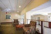 La Quinta Inn & Suites by Wyndham Stamford / New York City Hôtels à : Greenwich