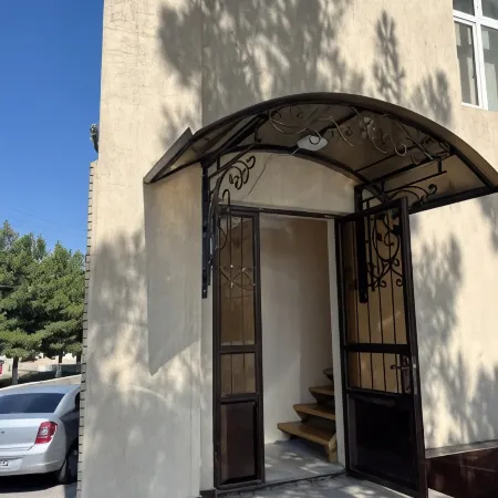 Khan Apartments