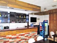 Miami Inn Hotel di Opol