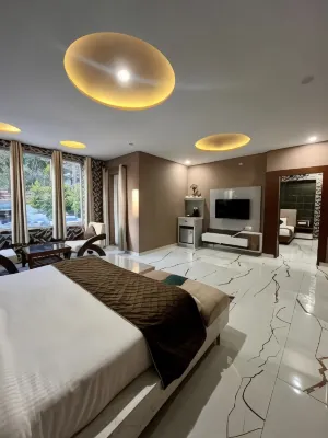 Viva la Vida Hotels in Чамба