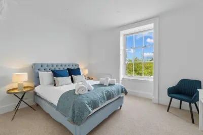 Hawkyns by Pureserviced Hotels in Saltash
