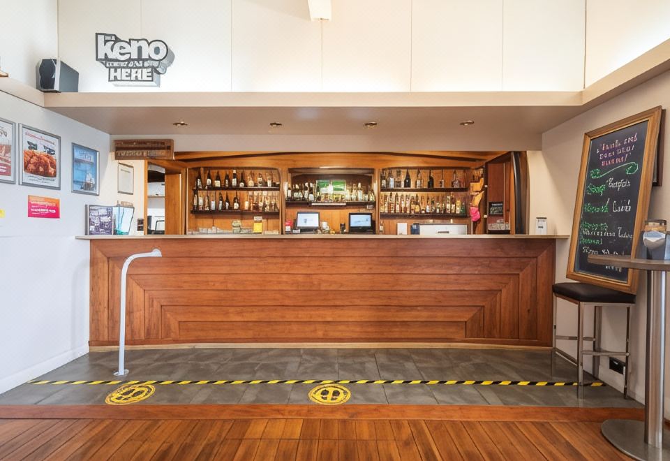 브리지 호텔 스미스턴의 레스토랑 또는 객실 내부 이미지