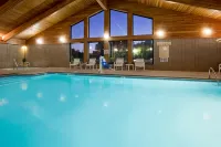 AmericInn by Wyndham Menominee Hotels in Marinette