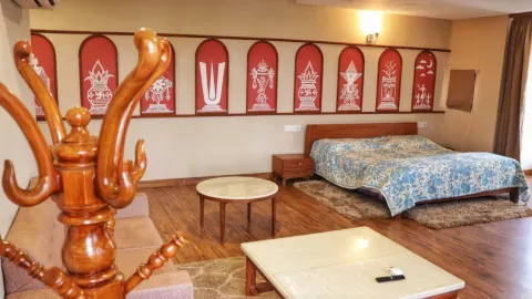Devraha Seva Ashram - Vrindavan in Vrindavan