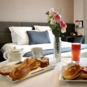 ネグレコステ ホテル & スパ Hotel de Gallifet周辺のホテル