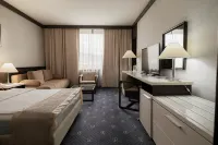 Hotel Holiday