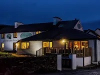 The Beach, Days Bar and B&B Hotels in Tully Beg