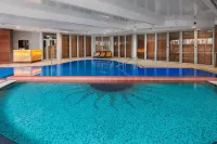 Maloves Resort & Spa - Pools